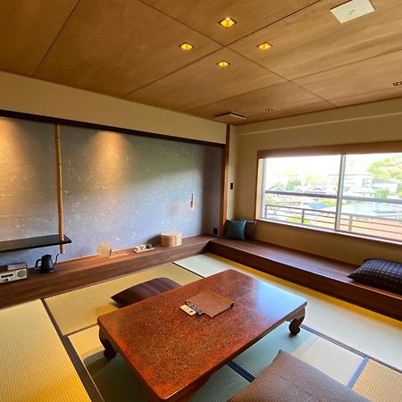 Ryokan Oomuraya Ureshino Esterno foto